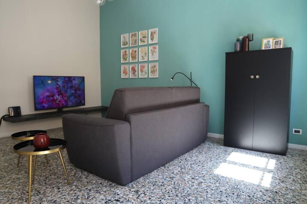 Apartamento La Casa In Via Della Torre Módena Exterior foto